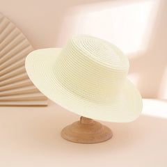 A Stylish And Versatile Sun Hat For Ladies, Featuring A Solid Color Broad Brim And Foldable Concave Top. Perfect For Outdoor Travel, Beach Vacations.