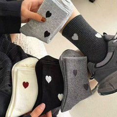 Minimalist Heart Print Ribbed Crew Socks, Neutral Tone Cute Heart Pattern Mid-Calf Socks, Women's Casual Cozy Socks For Daily Wear & Streetwear