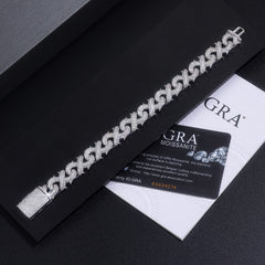 A Luxurious And Fashionable Minimalist Jewelry Bracelet Featuring Top-quality Moissanite, Made Of S925 Silver Electroplated With Platinum.