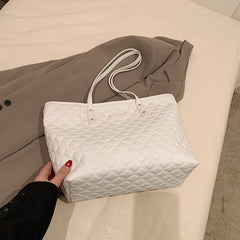 Commuter Shoulder Bag With A Diamond-check Pattern