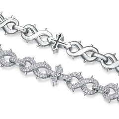 A Luxurious And Fashionable Minimalist Jewelry Bracelet Featuring Top-quality Moissanite, Made Of S925 Silver Electroplated With Platinum.
