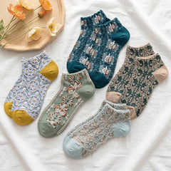 5pairs Retro Three-dimensional Relief Socks For Children, New Shallow Mouth Cute Short Socks For Spring And Summer Women