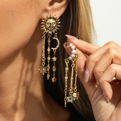 French Retro Hollow Floral Dial Fashionable Geometric Diamond-Encrusted Long Tassel Earrings