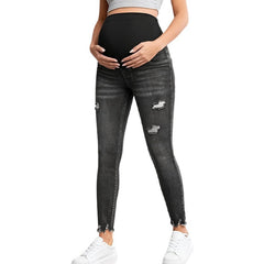 These Tight Capri Pants Can Be Worn Alone Without Digging Into Your Stomach