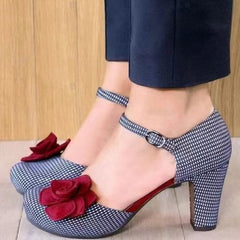 Red Camellia Lattice Hollow Sandals With A Round Toe And A Single Strap Buckle