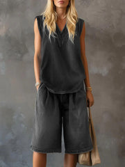 Womens V-neck Sleeveless Loose Top And Casual Wide-leg Shorts Set