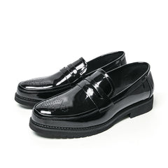 Autumn Men's Glossy Carved Leather Shoes