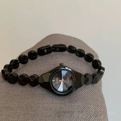 Stylish And Minimalist Womens Alloy Watch