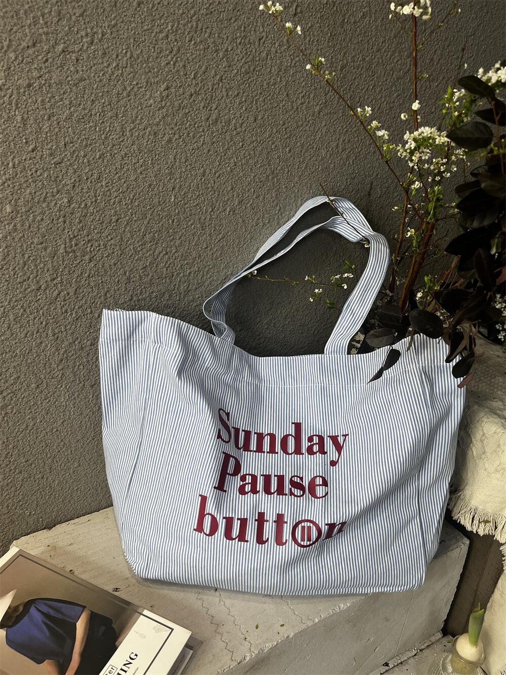 Large-Capacity Letter-Striped New Tote Bag