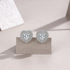 A Luxurious And Fashionable Minimalist Jewelry Earring Set Featuring Top-quality Moissanite Stones, Made Of S925 Silver Electroplated With Platinum.