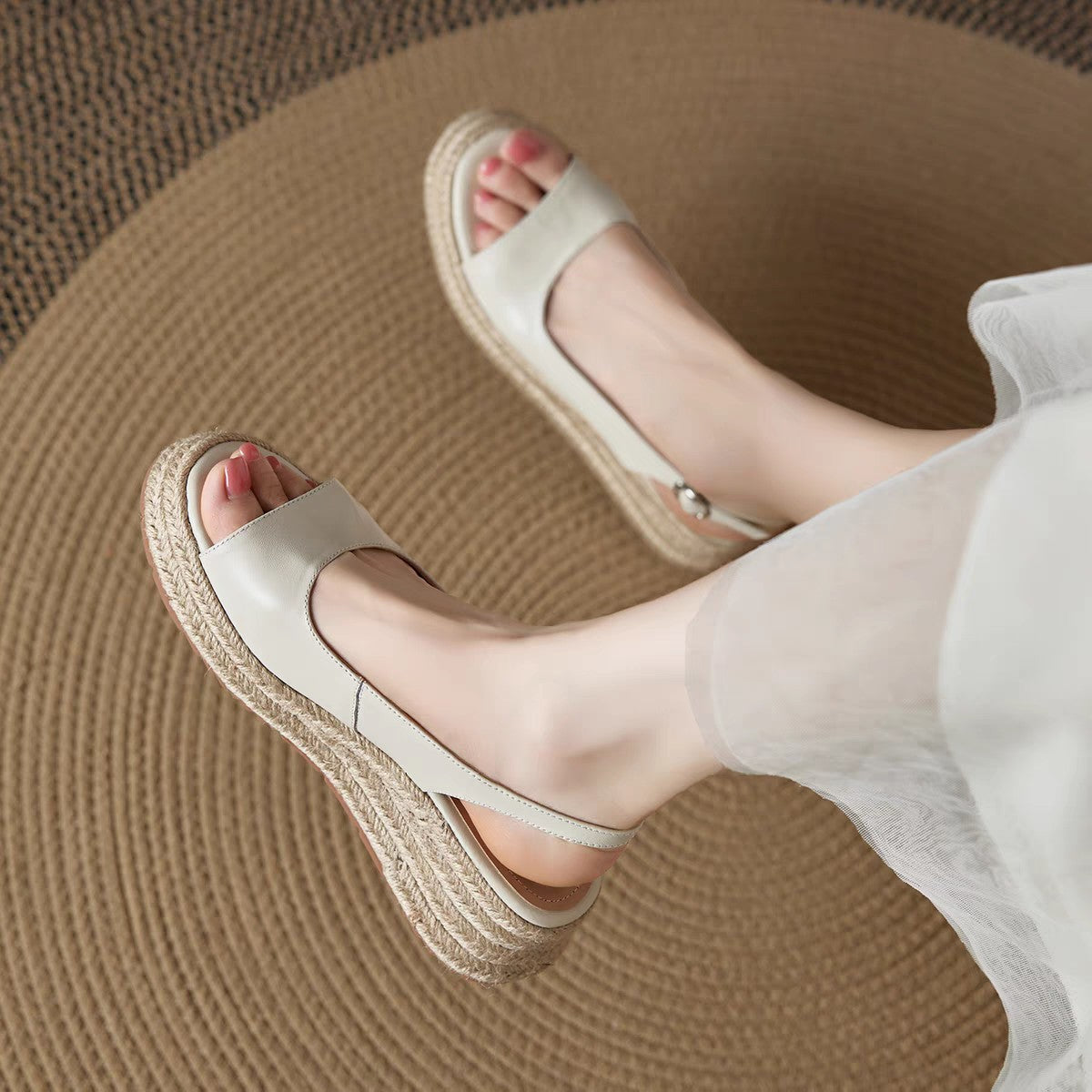 Round-toe Straw Open-toe Sandals For Women