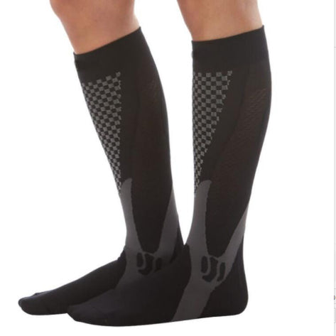 Chaussettes de compression pour hommes et femmes, coupe athlétique graduée idéale pour la course à pied, les voyages en avion, les chaussettes de récupération et de circulation d'endurance