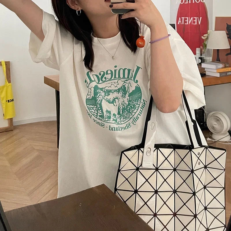 '-Green Letter Printing Tees for Women Loose Casual O-Neck Tops Female Clothing Half Sleeve Fashion Summer Hot Tshirt 2025