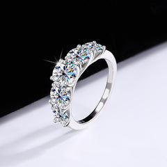 SAnello da donna in argento ecologico con moissanite e zirconia coltivati in laboratorio con marchio 925