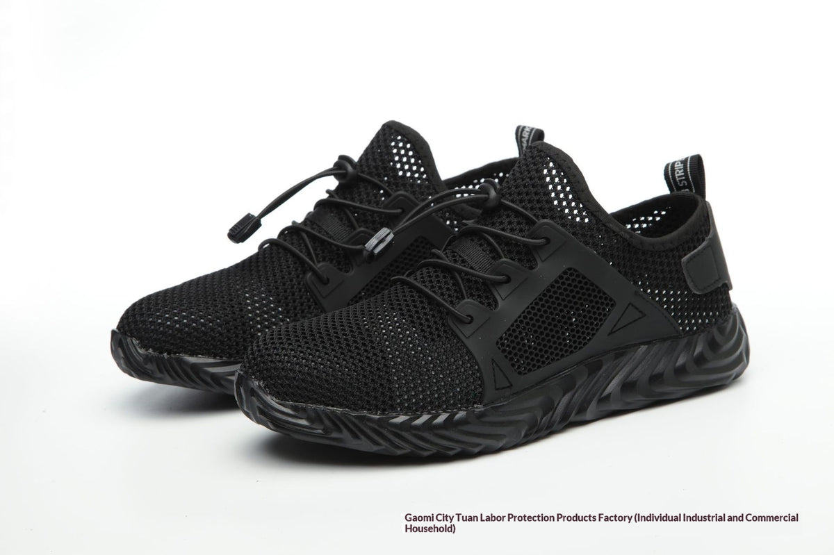Work Shoes Are Lightweight And Comfortable For Buttoning Work.