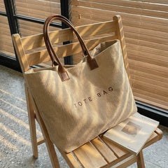 Retro Lettered Casual All-match Tote Bag