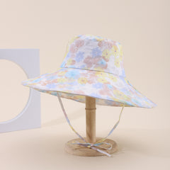A Lady's Gradient Small Flower Tie-dye Wide-brimmed Hat With Adjustable And Shape-shifting Features, Trendy And Suitable For Outdoor, Beach And Vacation Activities.