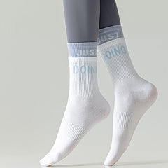 Women's Spring And Summer Yoga Socks, Sports Socks, Women's Long Stockings, Letter Printed Color Blocked Yoga Socks