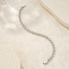 A 0.1-carat Luxurious And Fashionable Light Luxury Trend Jewelry Silver Bracelet Set With Top-quality Moissanite, Made Of S925 Silver-plated Platinum Material.